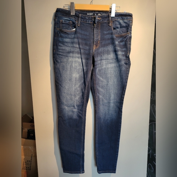 Old Navy Women Jeans Rockstar Super Skinny, Size 12 (32x28) - Picture 1 of 6